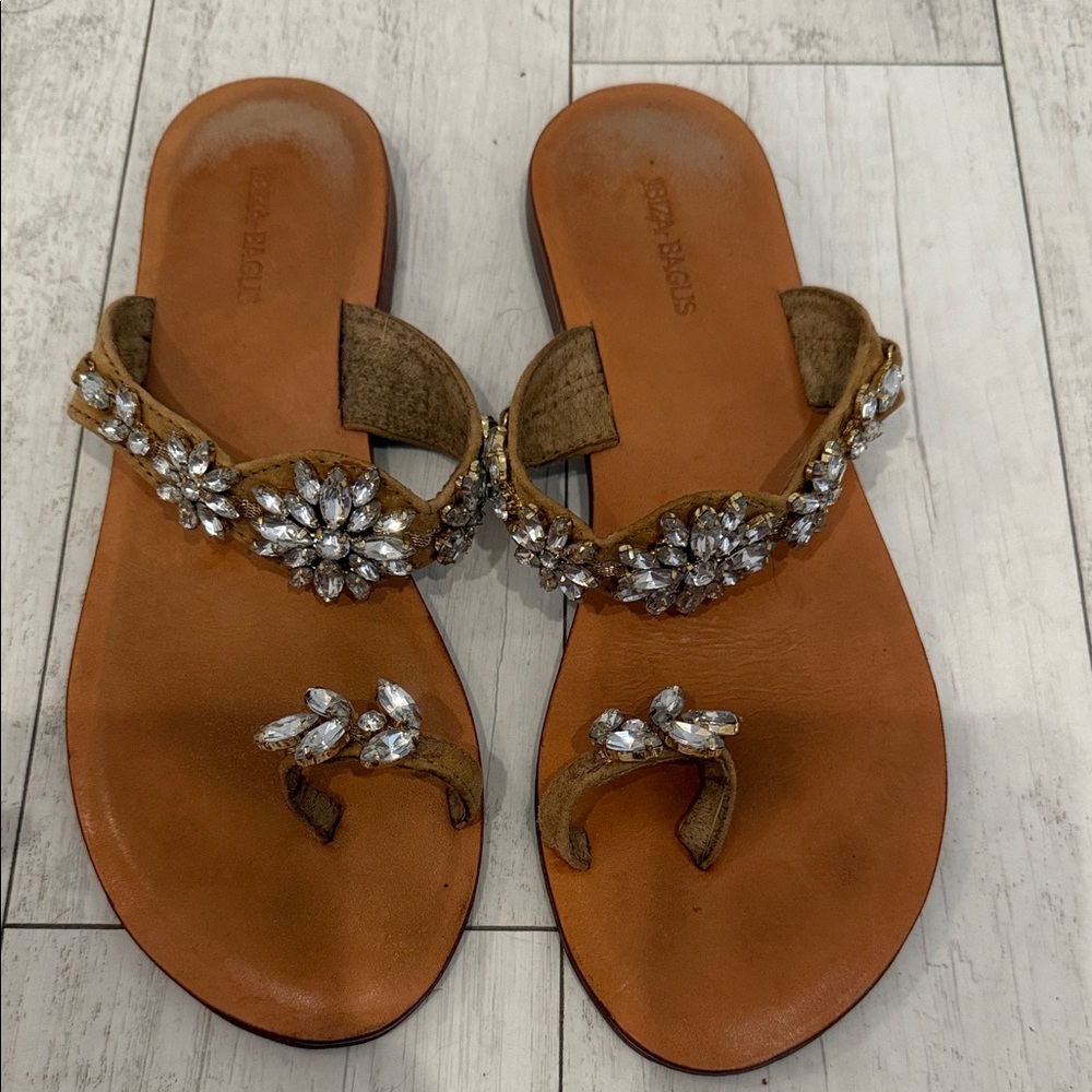 Seychelles Crystal Embellished Tan Sandals